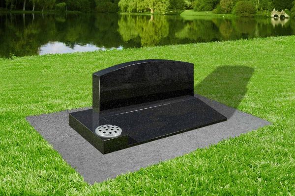 Black-granite-with-concrete-base-at-thornhill-memorials-masons-of-grave-and-cremation-stones-cardiff-MS336